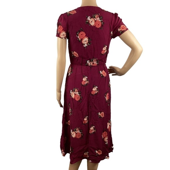 WAYF Dress Size XS Red Floral Midi Short Sleeve - Picture 5 of 7